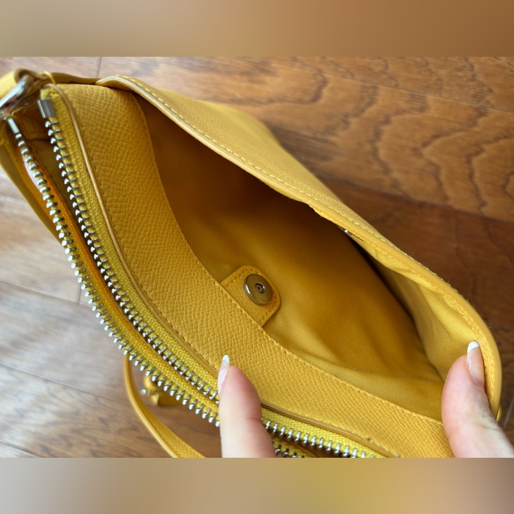 Coach Yellow Crossbody Bag - Picture 4 of 5
